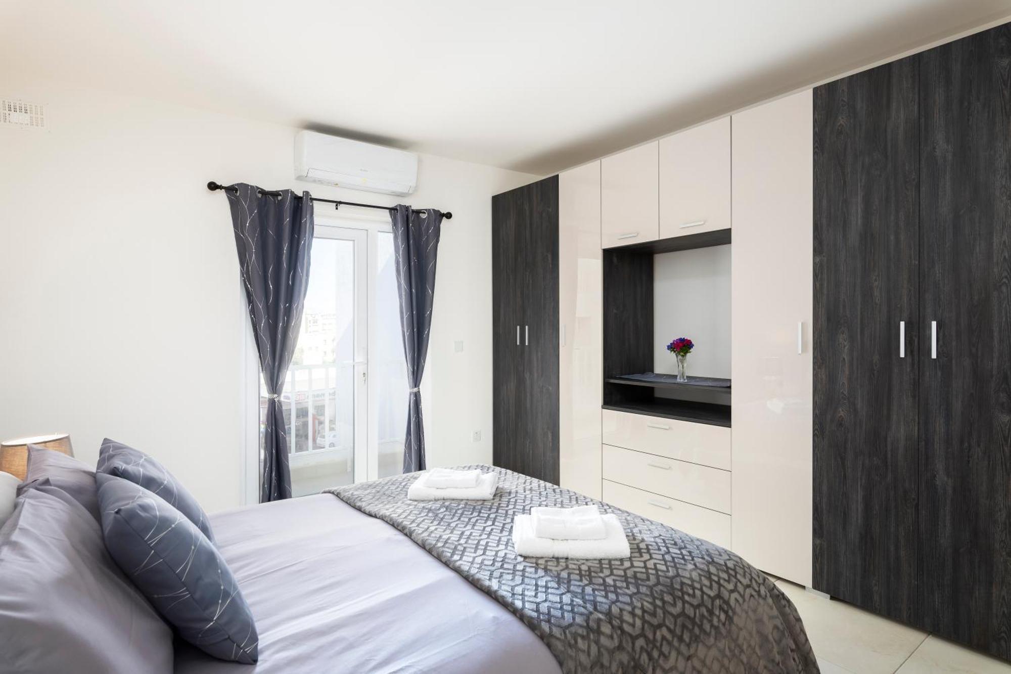Modern & Spacious 2Br Apartment With Country Views - Close To Xemxija Bay Сент-Полс-Бей Экстерьер фото