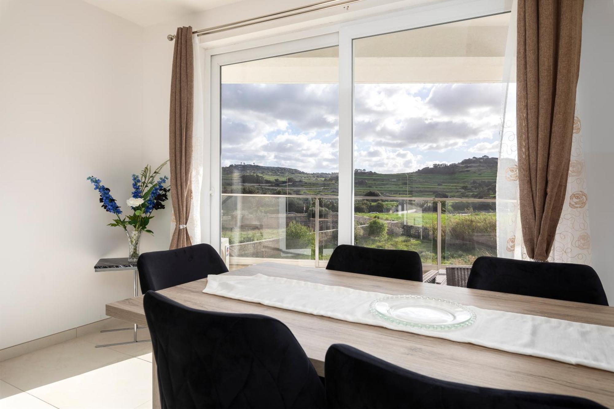 Modern & Spacious 2Br Apartment With Country Views - Close To Xemxija Bay Сент-Полс-Бей Экстерьер фото