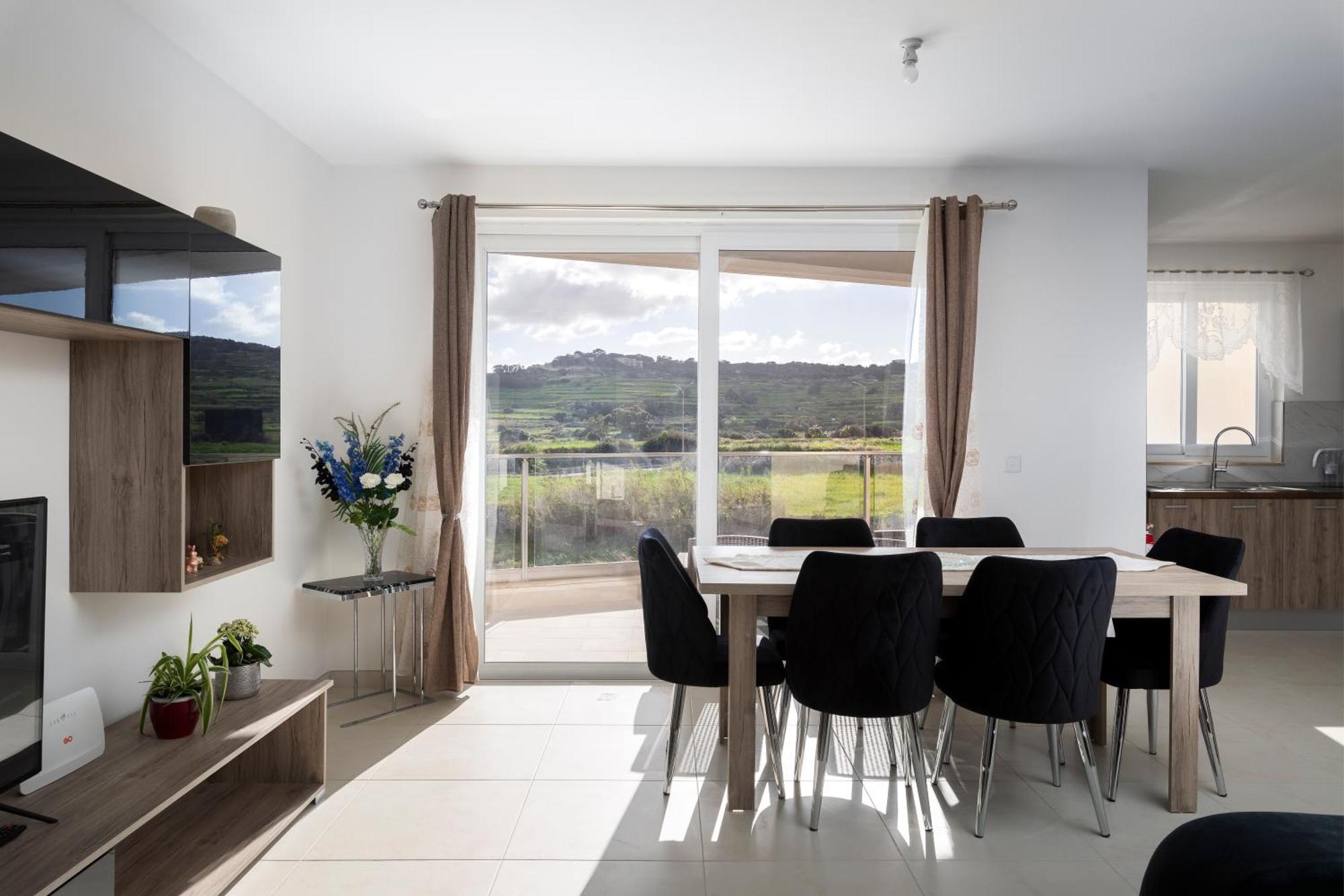 Modern & Spacious 2Br Apartment With Country Views - Close To Xemxija Bay Сент-Полс-Бей Экстерьер фото